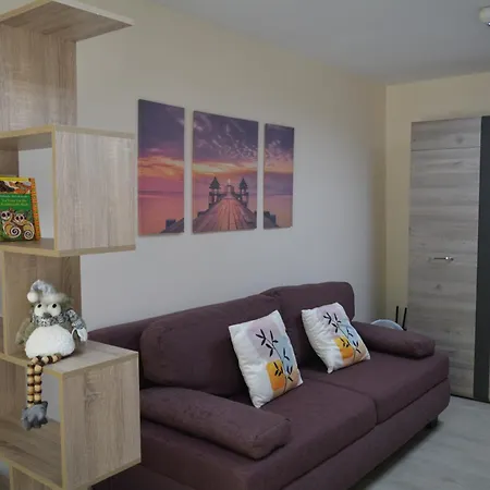 Center With A Backyard Apartmán